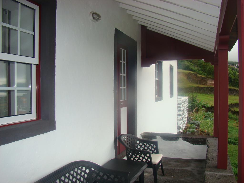 Casa Das Pedras Altas Lajes do Pico Esterno foto