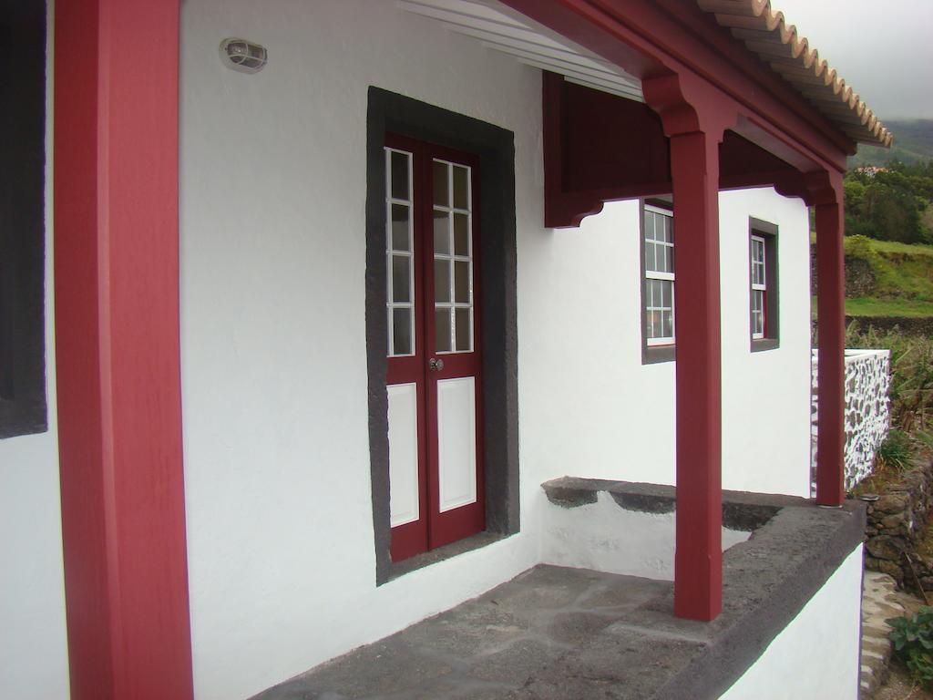 Casa Das Pedras Altas Lajes do Pico Esterno foto
