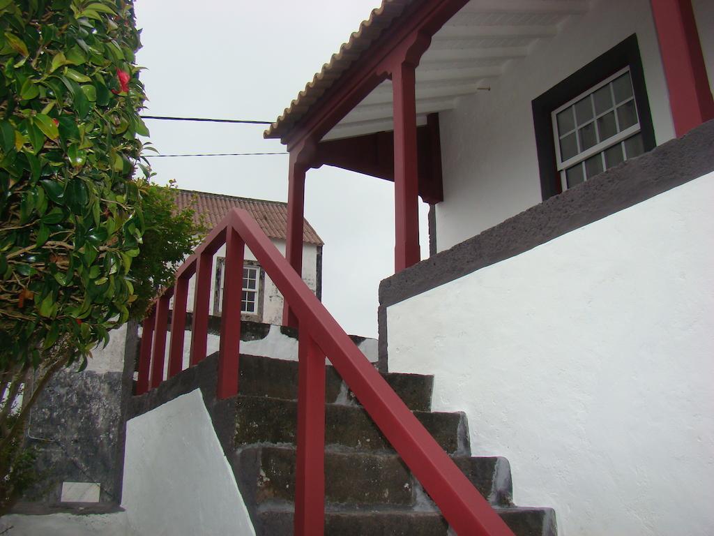 Casa Das Pedras Altas Lajes do Pico Esterno foto